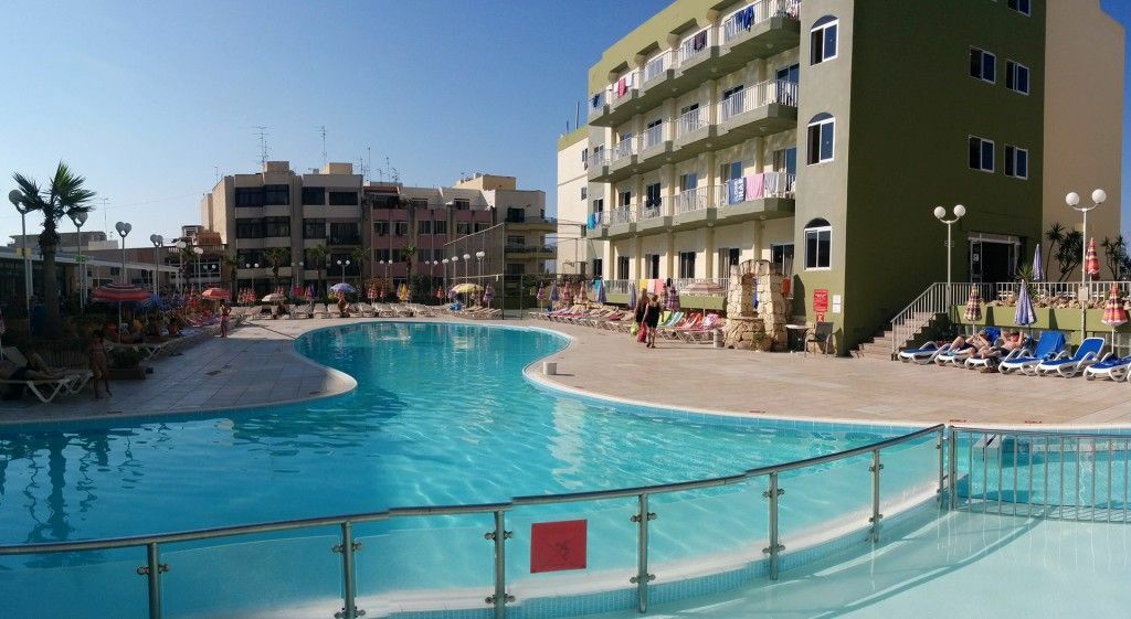 Pool Facilities Hotel in Malta Facilities